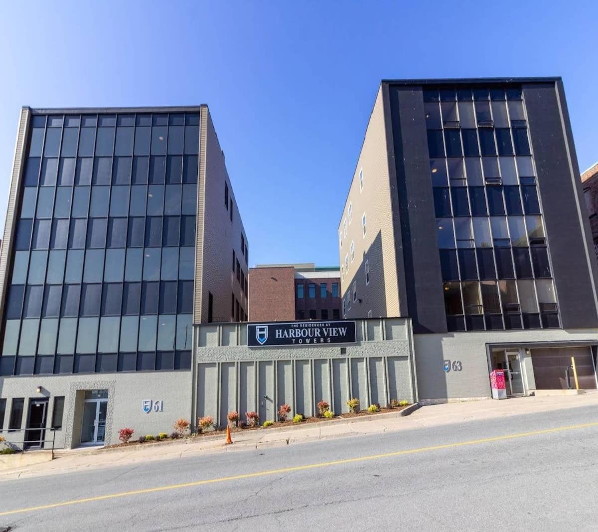 Premium Condo Heart Of Uptown Location Parking Coffee Сейнт Джон Екстериор снимка